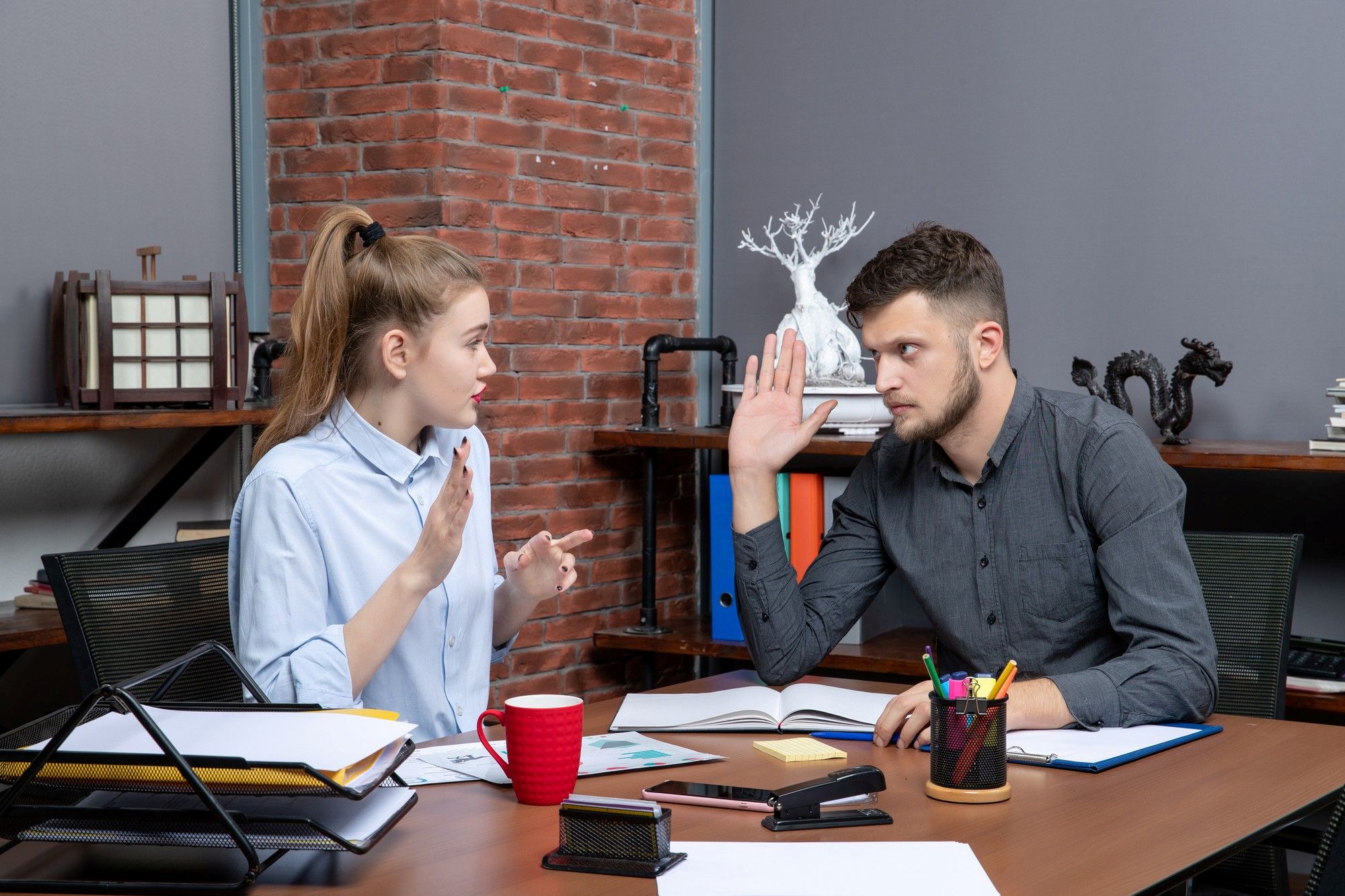 Introvert di Kantor, Hindari Pertanyaan Ini Agar Lingkungan Kerja