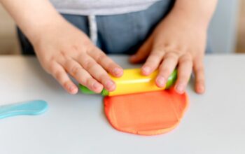 Cara Membuat Playdough Anti Kering, Super Lembut dan Aman