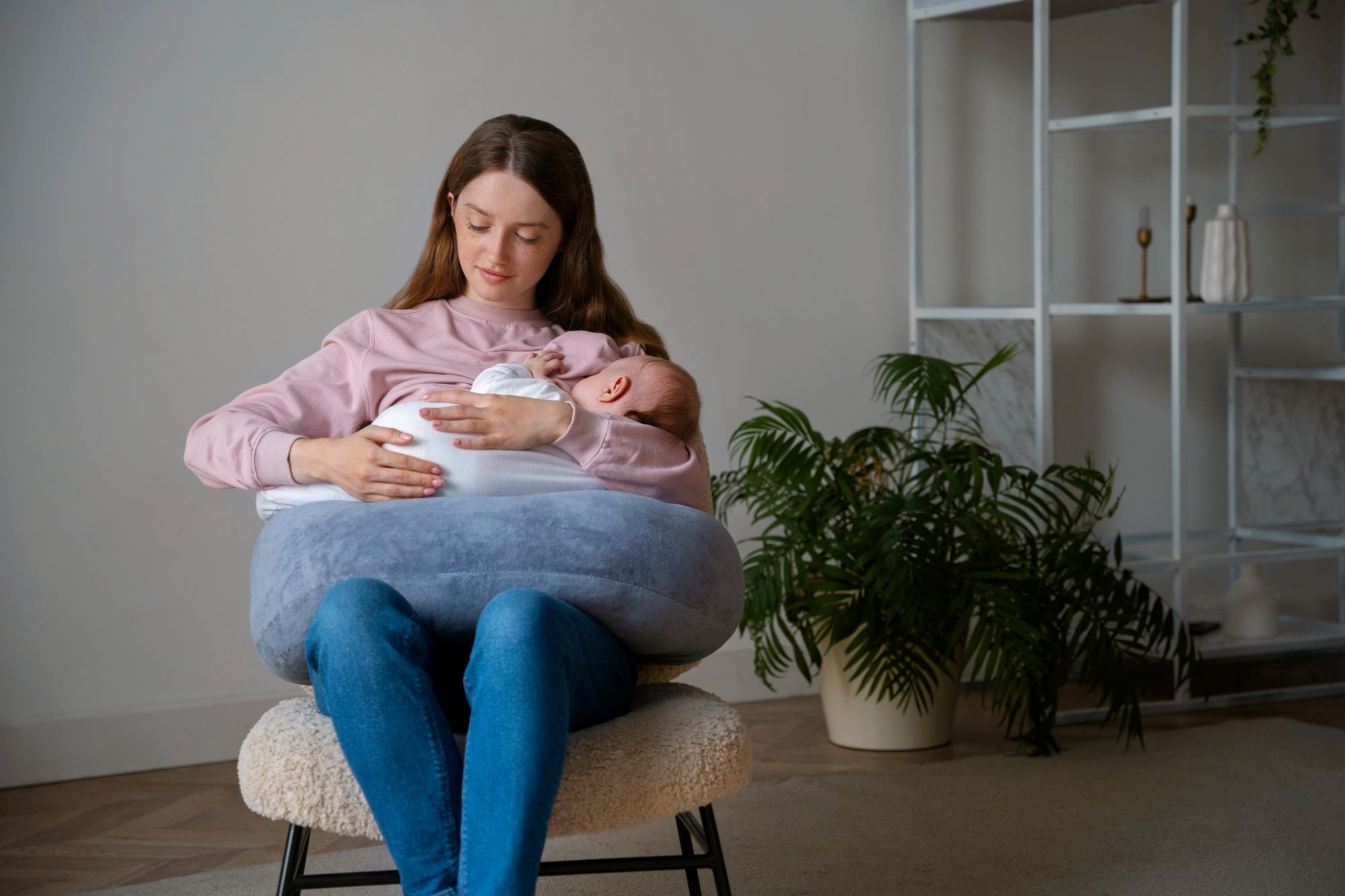 Redakan Baby Blues Setelah Melahirkan, Pulihkan Semangat Ibu