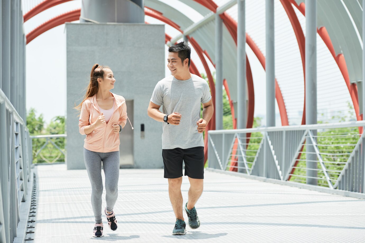 Perbedaan Jogging dan Lari, Mana yang Lebih Baik?