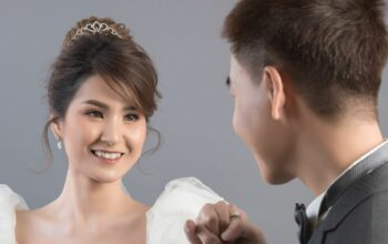 Pernikahan Usia Jauh, Cinta atau Kompromi?