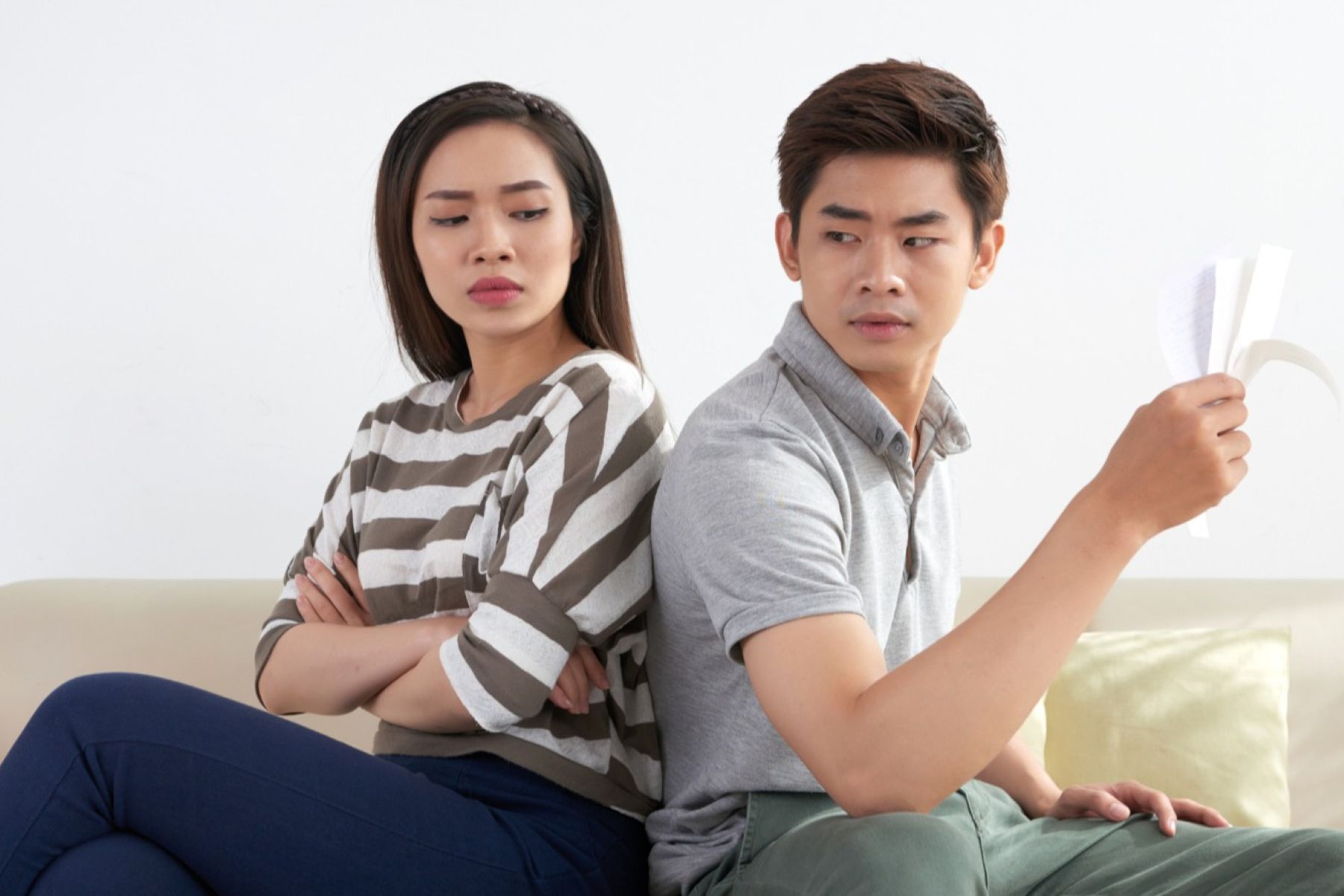 Kenapa Pasangan Muda Sering Bangkrut? Ini 5 Kesalahannya