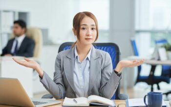 Wanita Karir Sukses, Tapi Apa Harganya Untuk Kesehatan Mental?