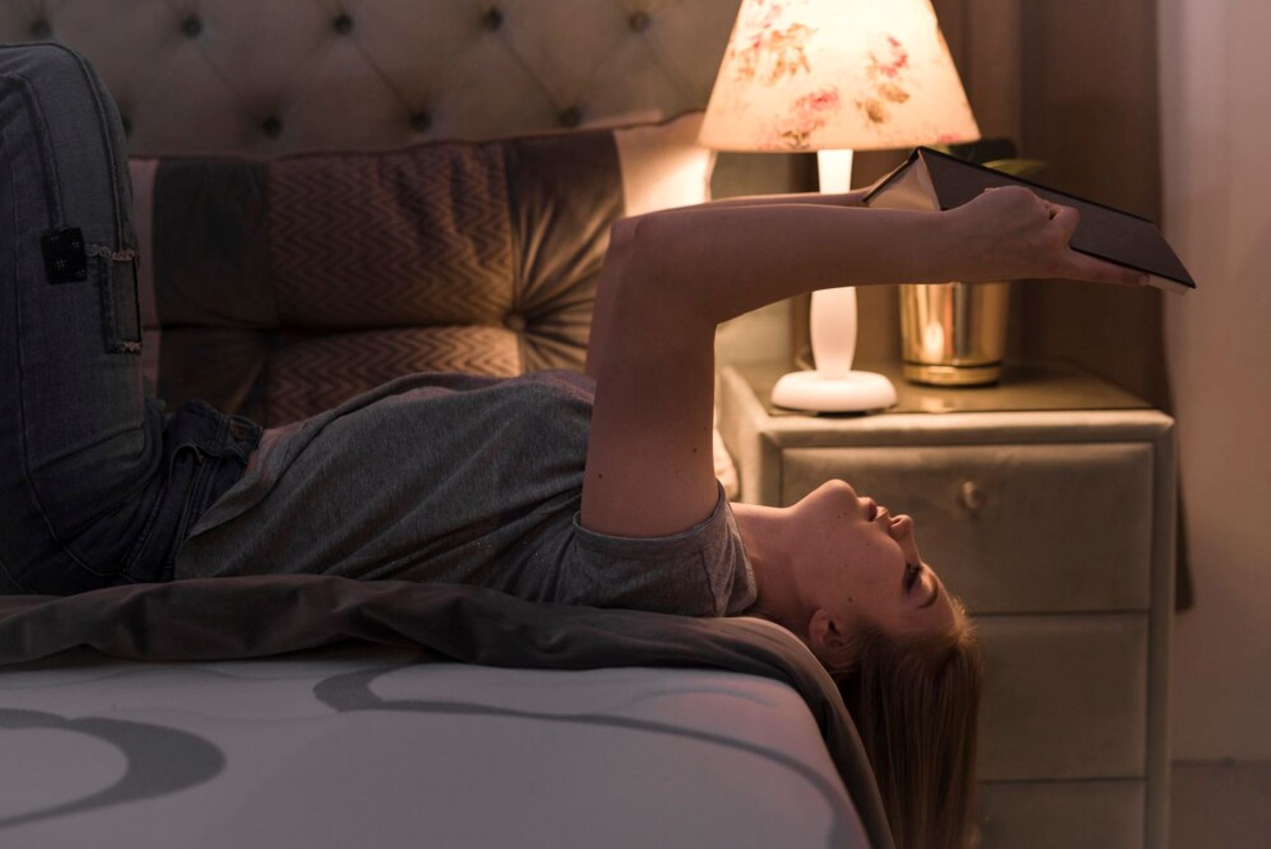 Pikiran Tak Tenang? Ini Solusi Cepat Mengatasi Insomnia!