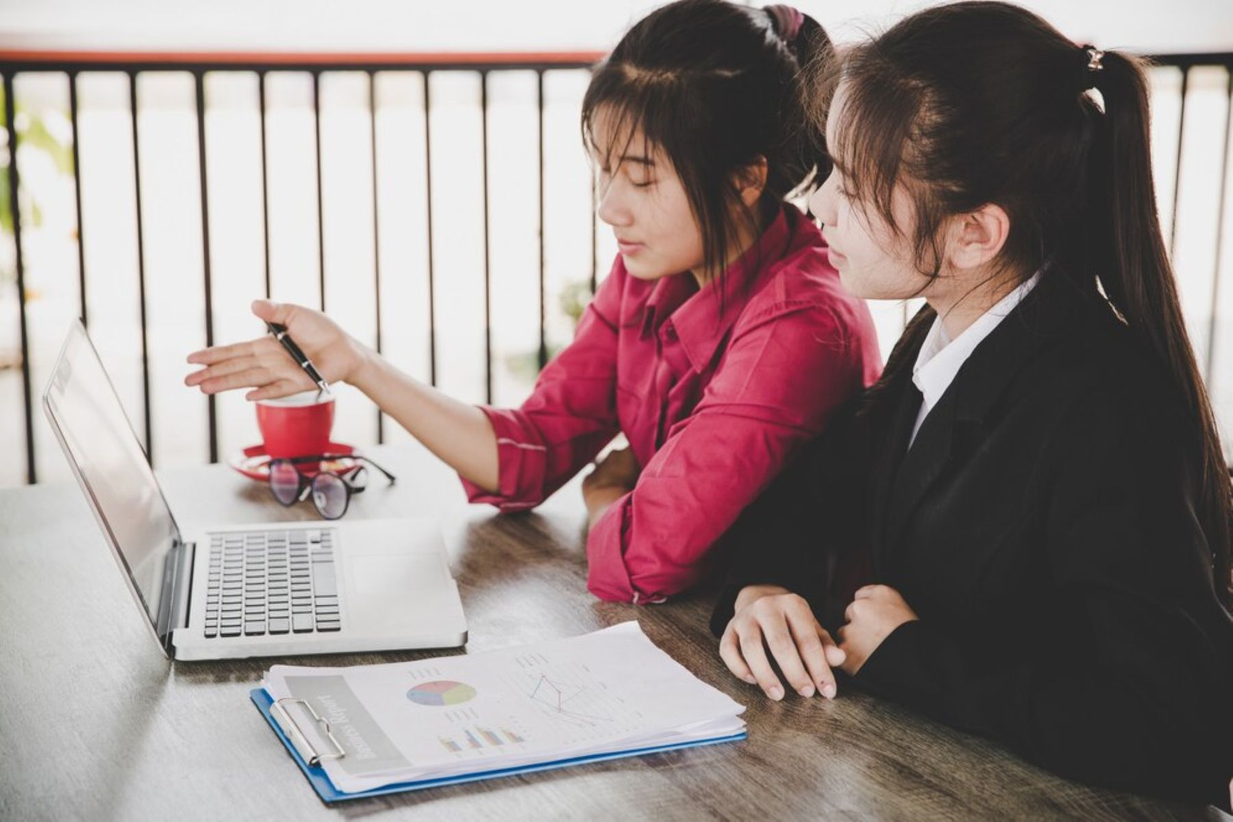 Investasi Gaya Hidup, Cara Kelas Menengah Menyalip Orang Kaya
