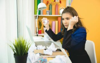 10 Kebiasaan Kerja yang Terancam Punah, Apakah Kamu Masih Terjebak?