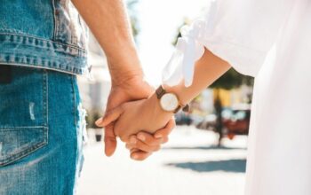 Luka Lama atau Cinta Baru? 7 Tanda Siap Menikah Lagi