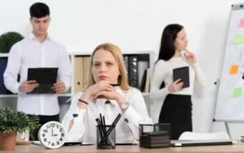 5 Aturan Kantor yang Katanya Wajib, Tapi Tidak Masuk Akal!