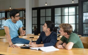 Kuliah atau Kerja? Ini Alasan Gen Z Mengambil Keputusan Berani