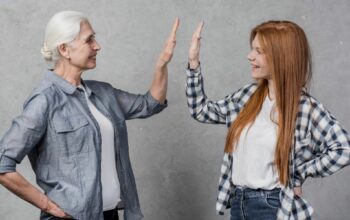 Generasi Z vs Baby Boomers: Gaya Hidup Apa yang Lebih Berarti?