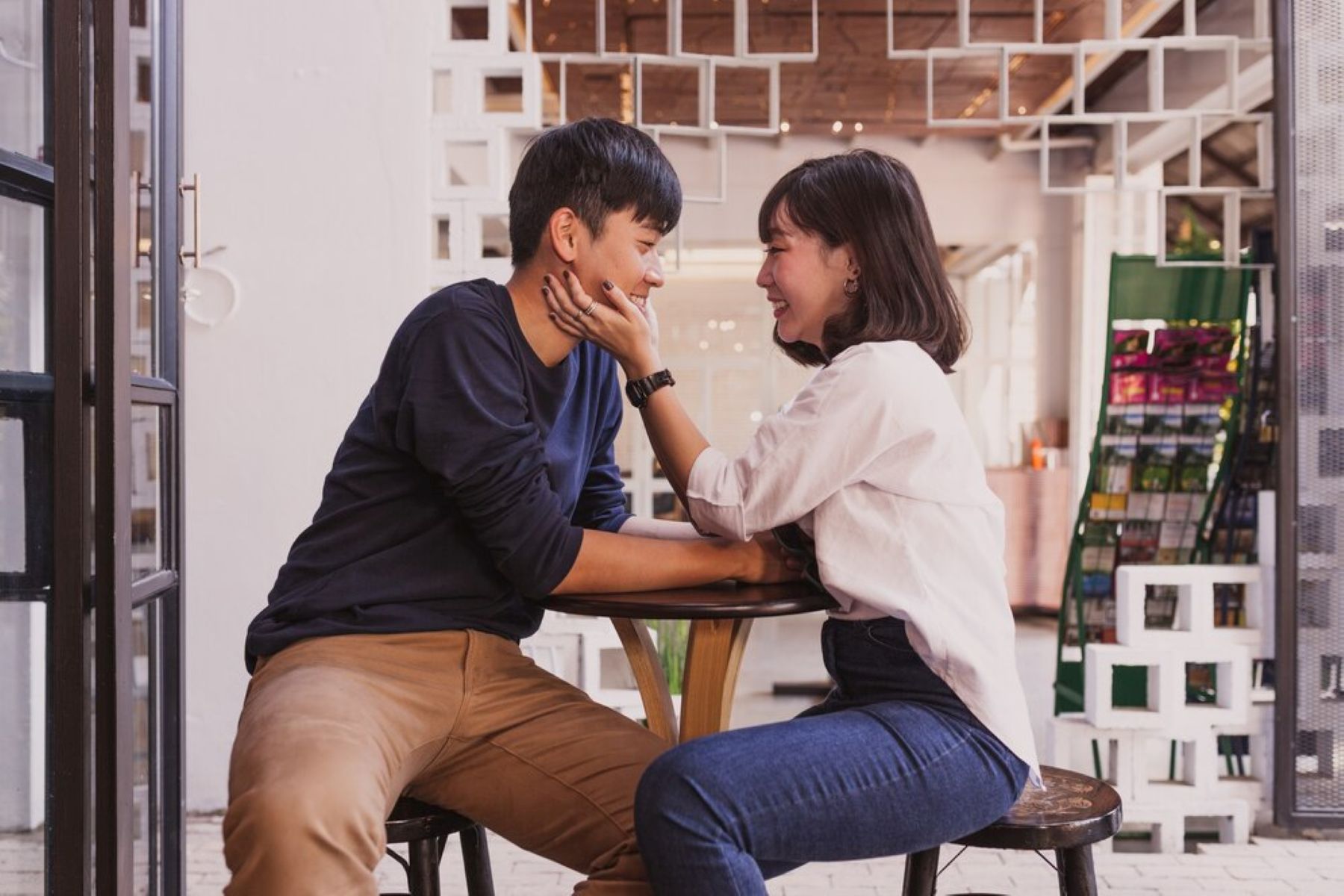 Cinta Bisa Jadi Penghalang Potensi Wanita? Temukan Jawabannya!