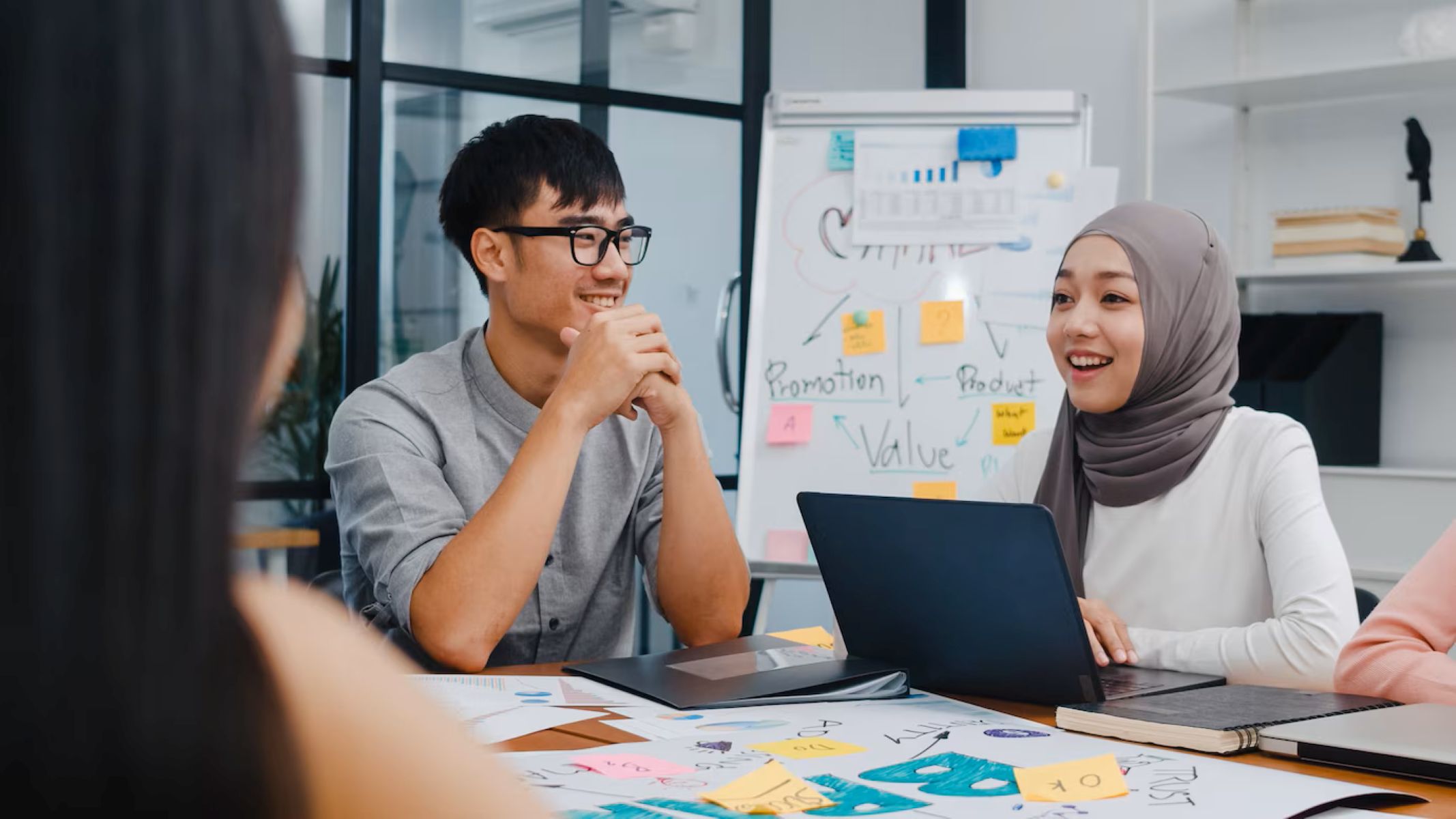 5 Langkah Membangun Kesan Pertama yang Tak Terlupakan di Pekerjaan Baru!