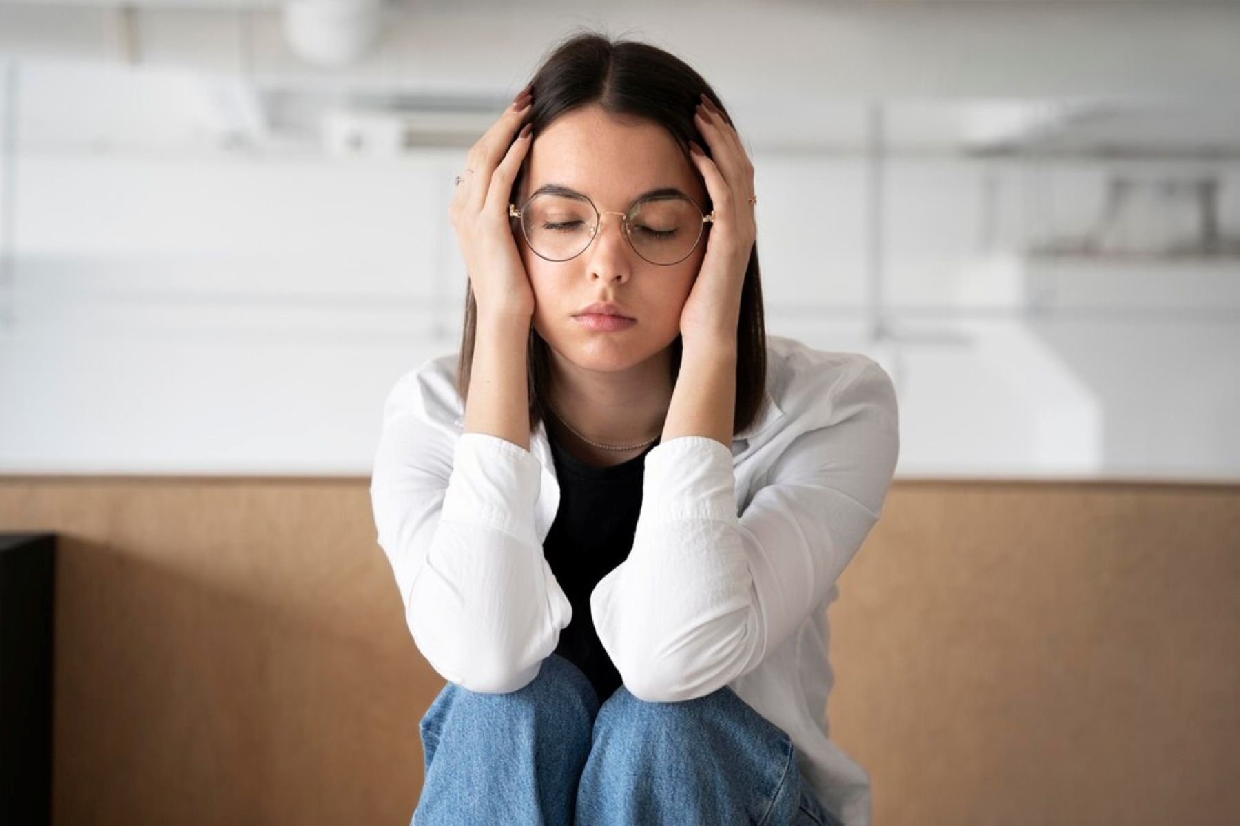 Kenapa Menyimpan Rahasia Bisa Membunuhmu Secara Perlahan? (www.freepik.com)