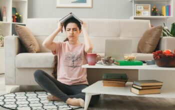 Bosan? 11 Cara Cepat Meningkatkan Mood Tanpa Keluar Rumah!