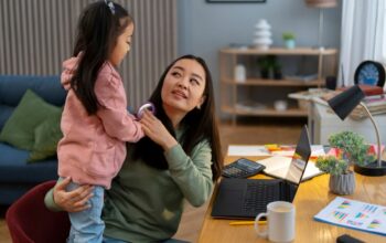 Full-time Mom, Full-time Profesional? Gila Tapi Nyata!