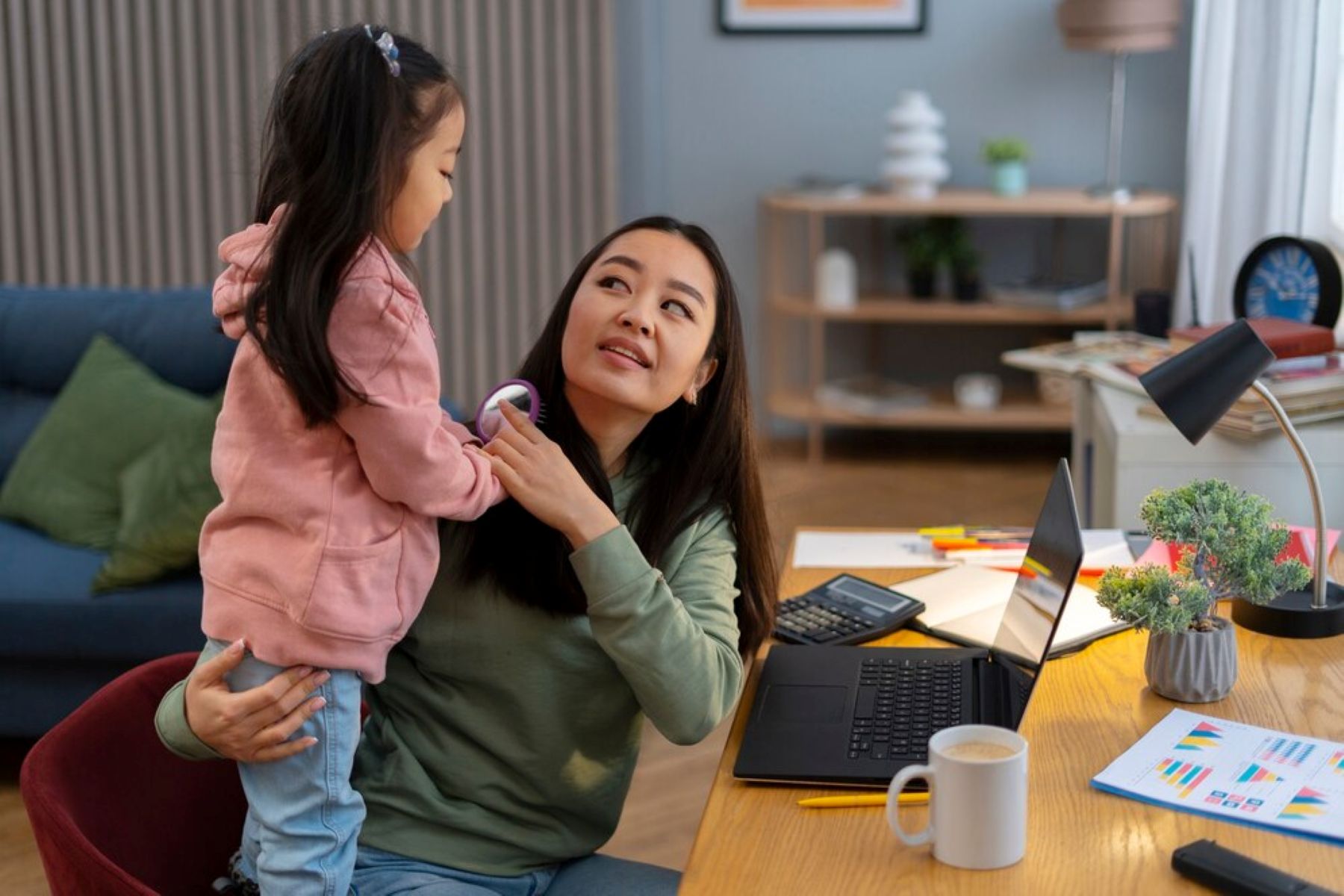 Full-time Mom, Full-time Profesional? Gila Tapi Nyata!
