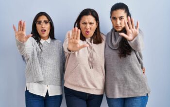 7 Tanda Tersembunyi Kecemasan Sosial yang Jarang Diketahui